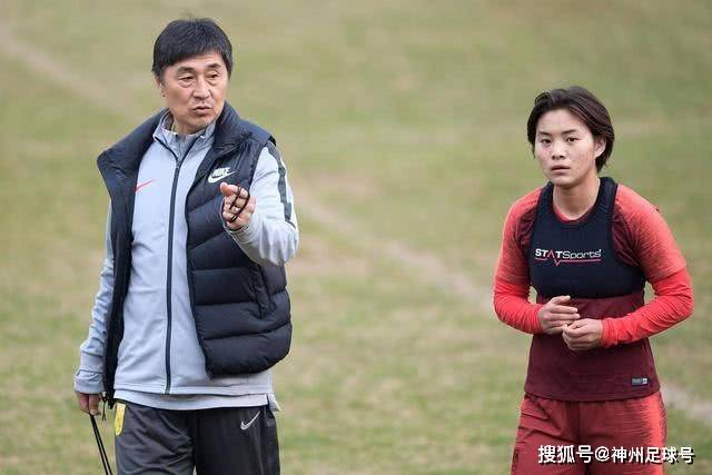 三星杯柯洁胜卞相壹晋级 16强战将对决申真谞