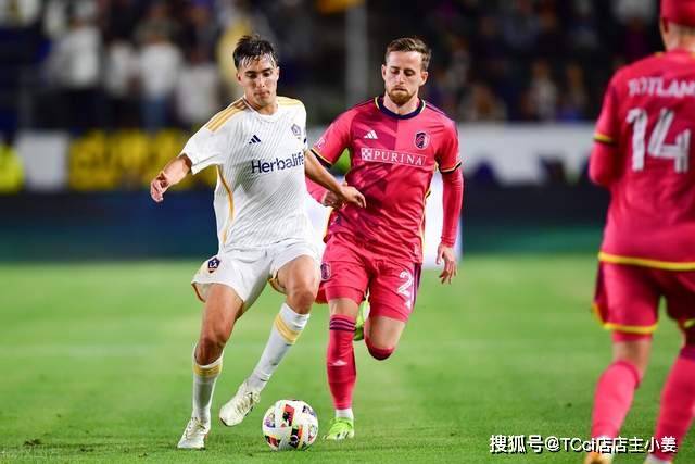 官宣：韩德君与辽宁队续约 签订两年老将合同