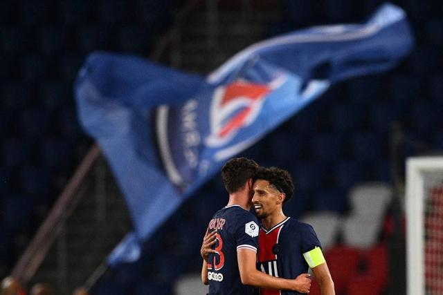 布克44分太阳负魔术 老鹰险胜猛龙终结4连败