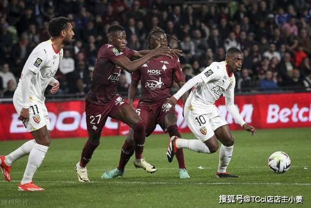 张宁22分山西险胜辽宁 周琦18+6首钢大胜天津