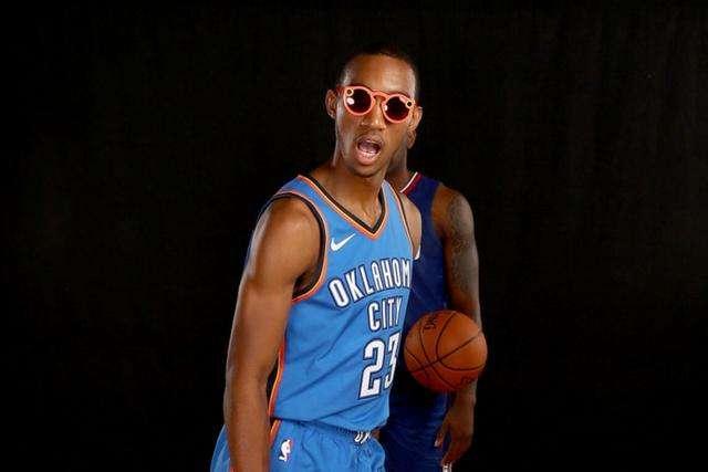 绿军4连胜送奇才10连败 状元低迷老鹰不敌公牛