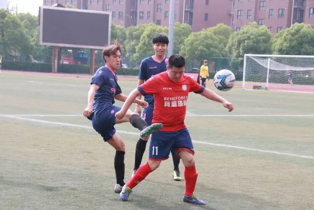 40岁詹姆斯23分阿伦27+14 骑士力克湖人8连胜